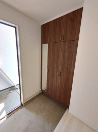 玄関 2号棟