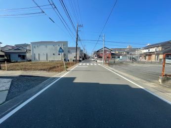 前面道路含む現地写真 -