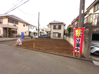 現地外観写真 現地見学と合わせて完成モデル棟のご見学が可能です！