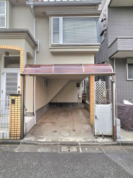 駐車場 -