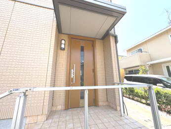 玄関 玄関