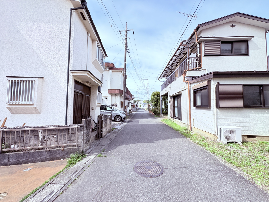 �O�ʓ��H�܂ތ��n�ʐ^ -