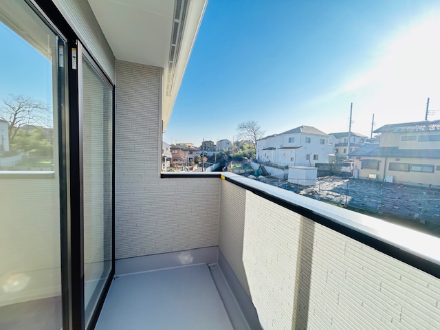 �o���R�j�[ -