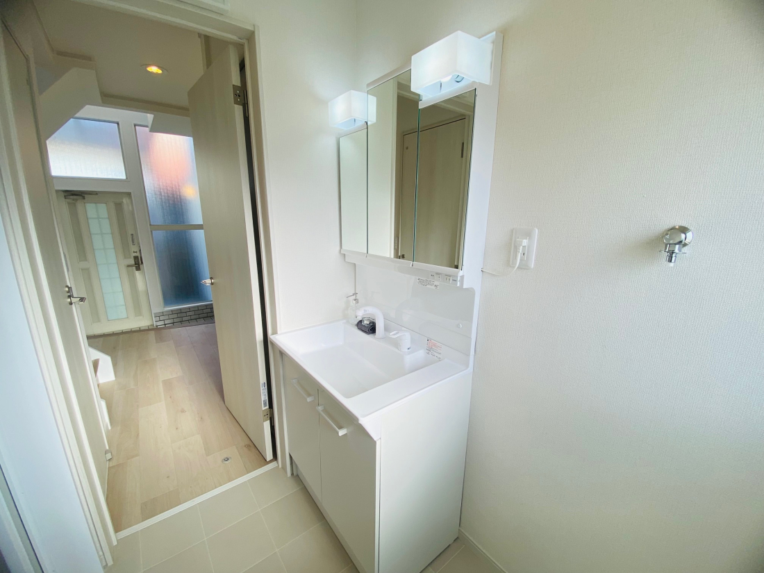 ���ʑ�E���ʏ� -