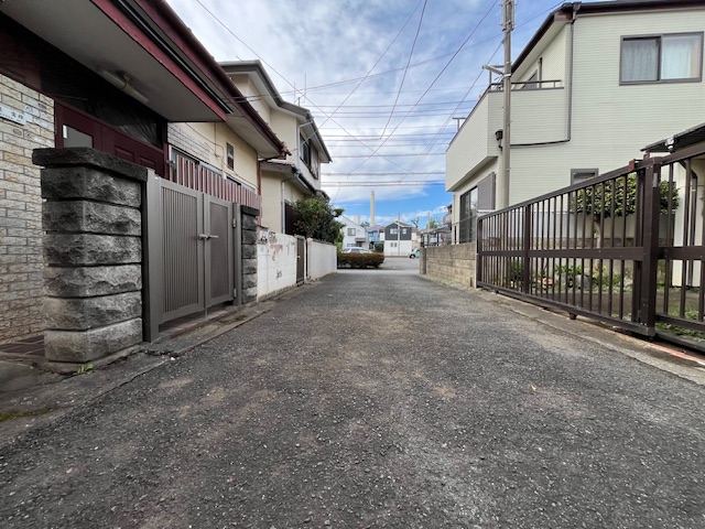 �O�ʓ��H�܂ތ��n�ʐ^ -