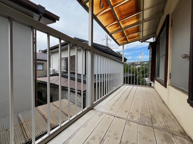 �o���R�j�[ -