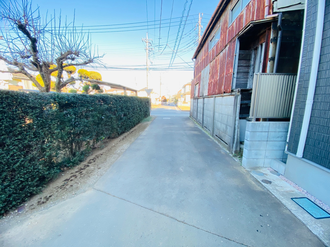 �O�ʓ��H�܂ތ��n�ʐ^ -