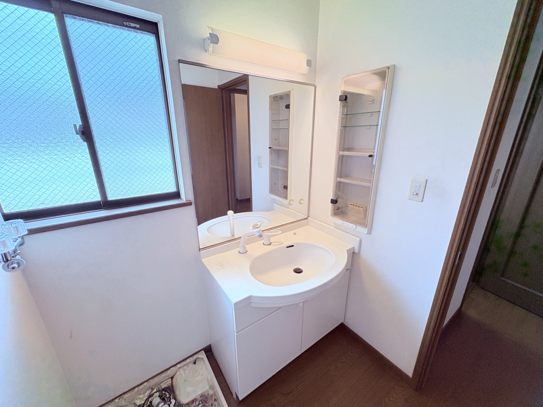 ���ʑ�E���ʏ� -