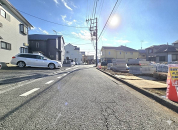 �O�ʓ��H�܂ތ��n�ʐ^ -