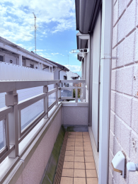 �o���R�j�[ -