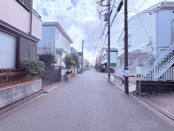 �O�ʓ��H�܂ތ��n�ʐ^ -