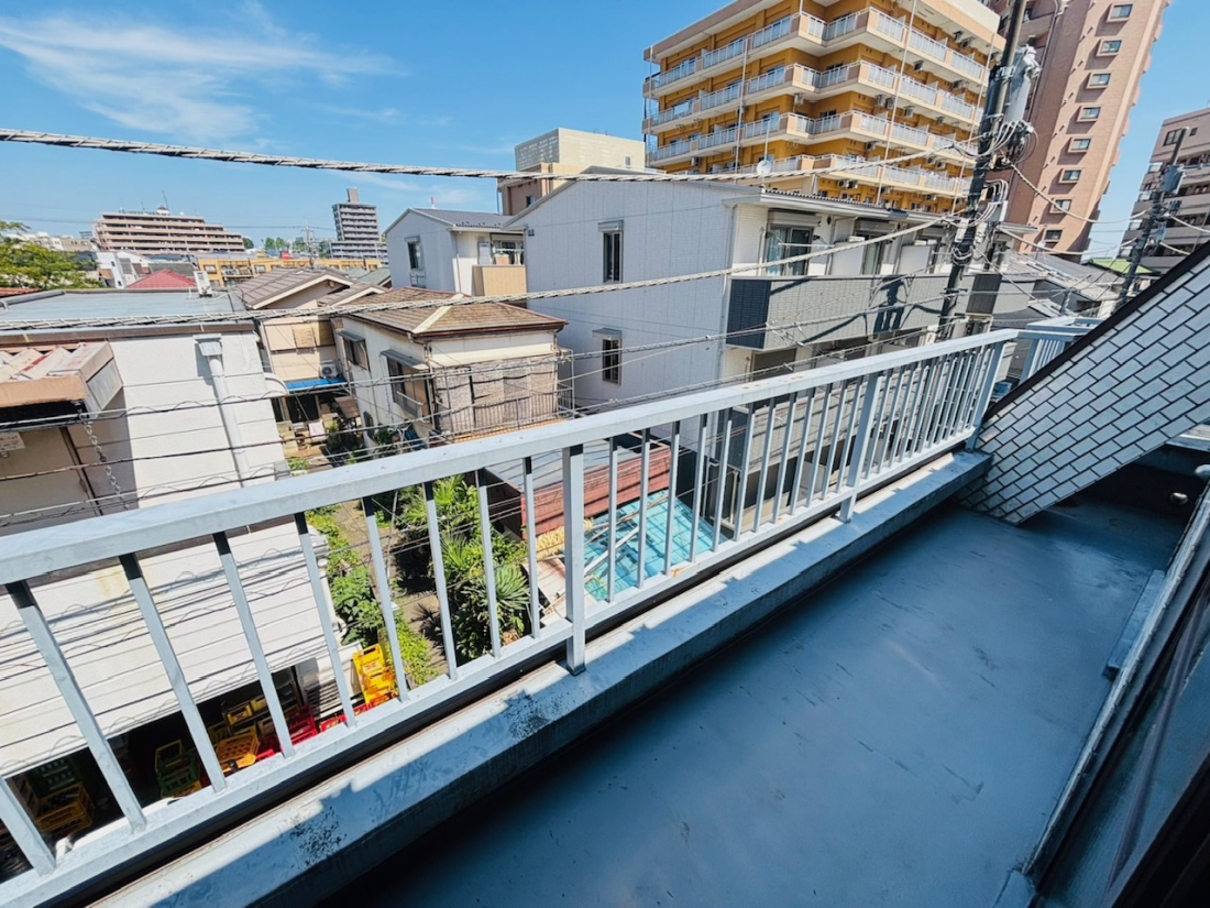 �o���R�j�[ -