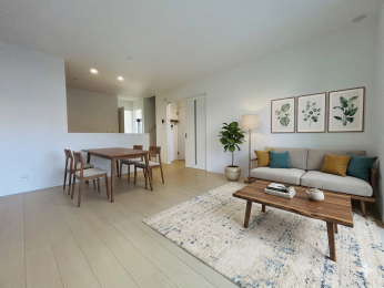 ���r���O -