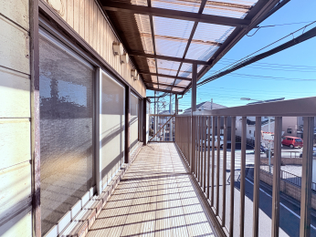 �o���R�j�[ -