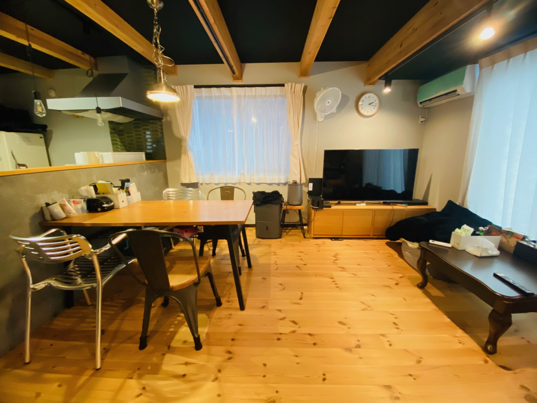 ���r���O -