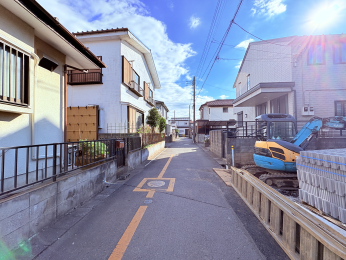 �O�ʓ��H�܂ތ��n�ʐ^ -