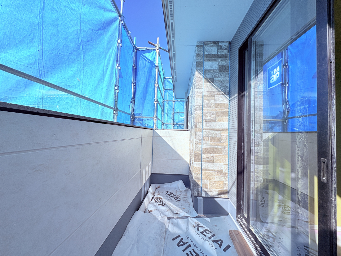 �o���R�j�[ -