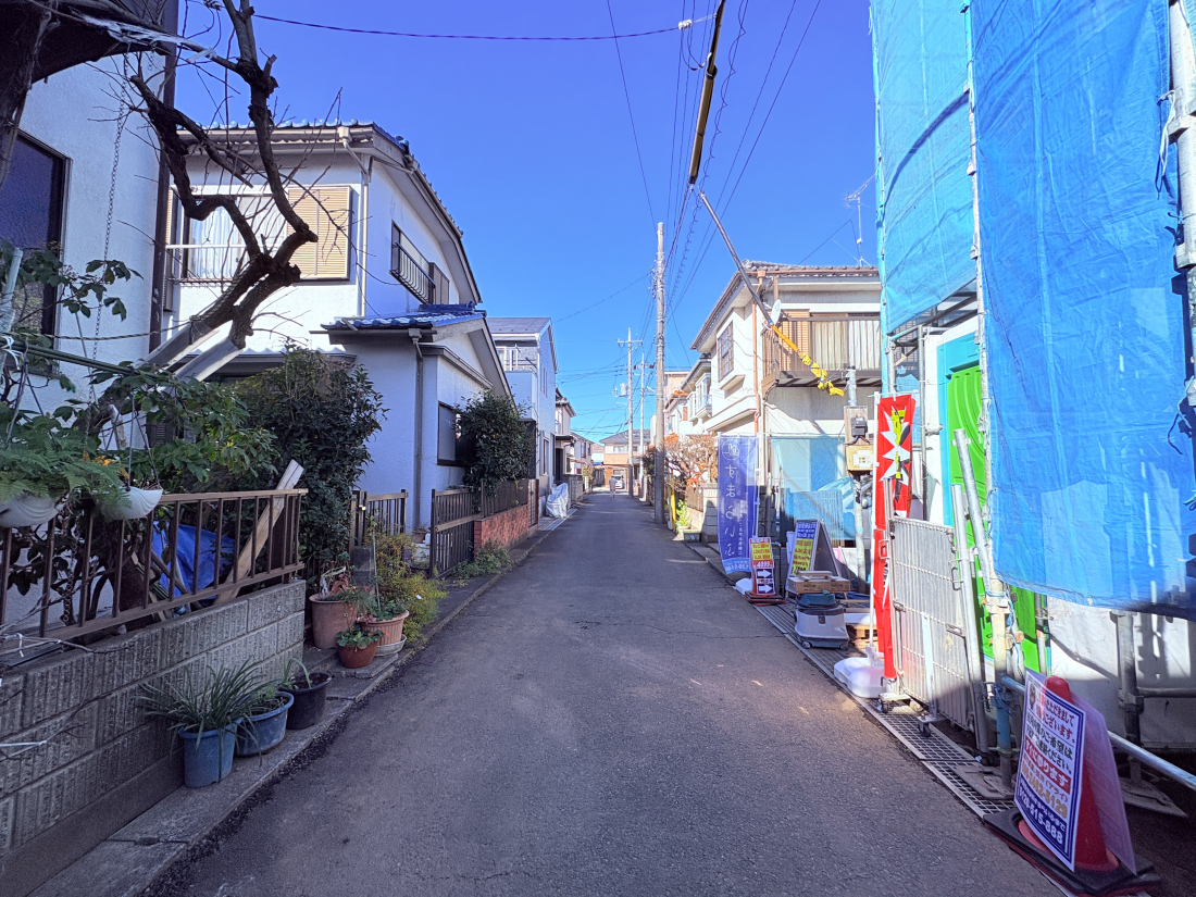 �O�ʓ��H�܂ތ��n�ʐ^ -