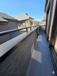 �o���R�j�[ -