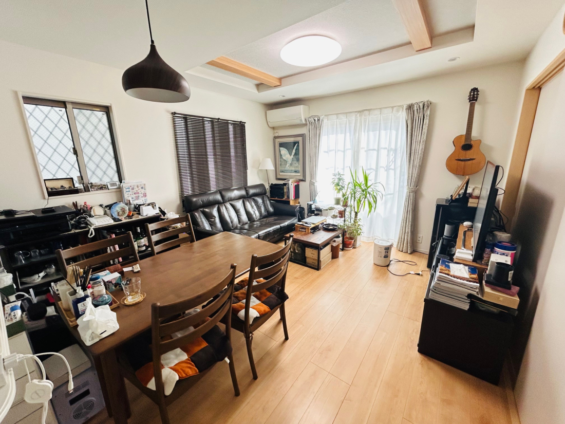 ���r���O -