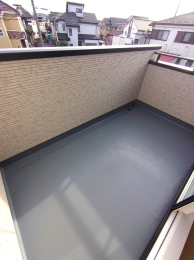 �o���R�j�[ -