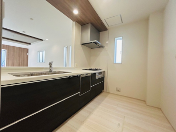 �L�b�`�� �����{�H��