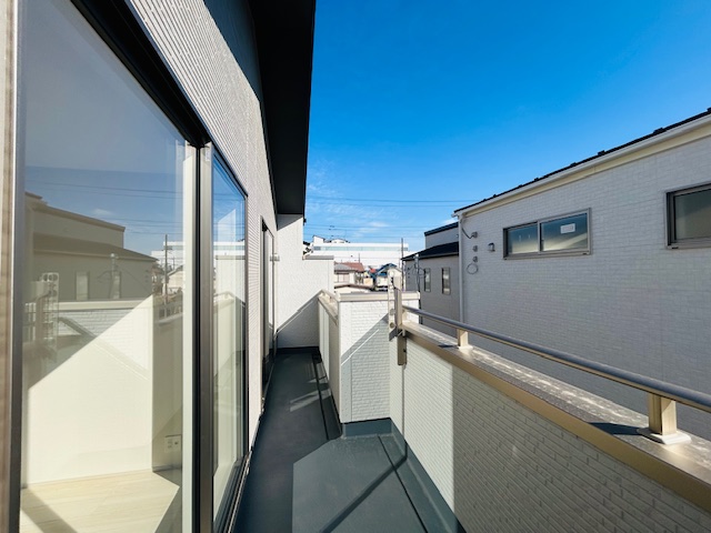 �Z�˂���̒��]�ʐ^ �����{�H��