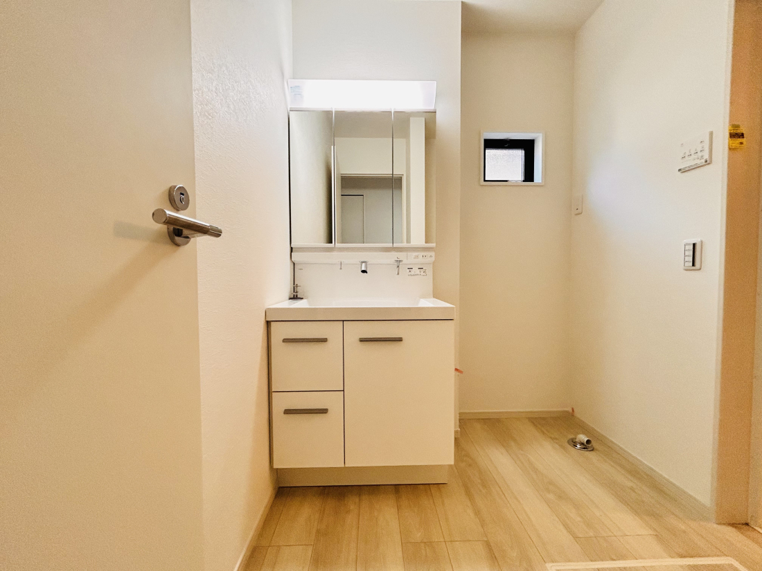 ���ʑ�E���ʏ� -