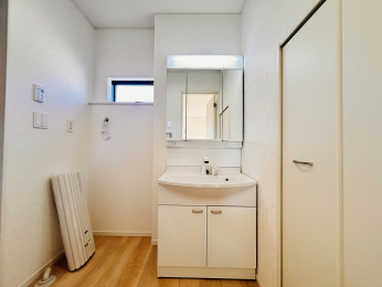 ���ʑ�E���ʏ� -