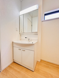 ���ʑ�E���ʏ� -