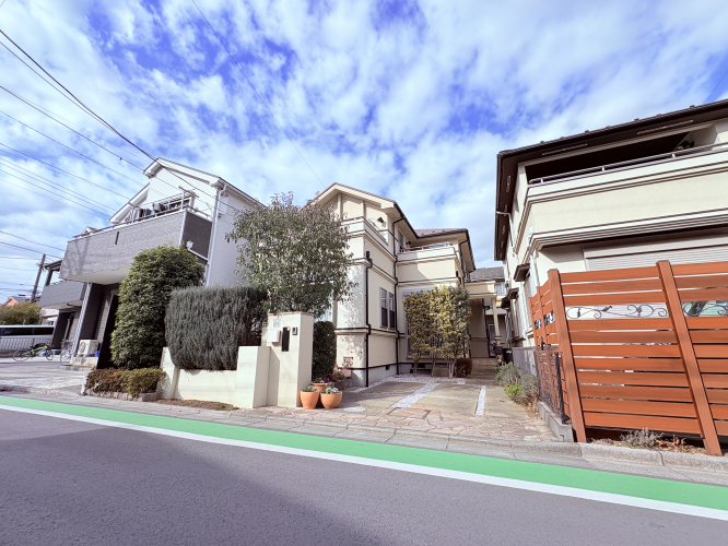 �O�ʓ��H�܂ތ��n�ʐ^ -