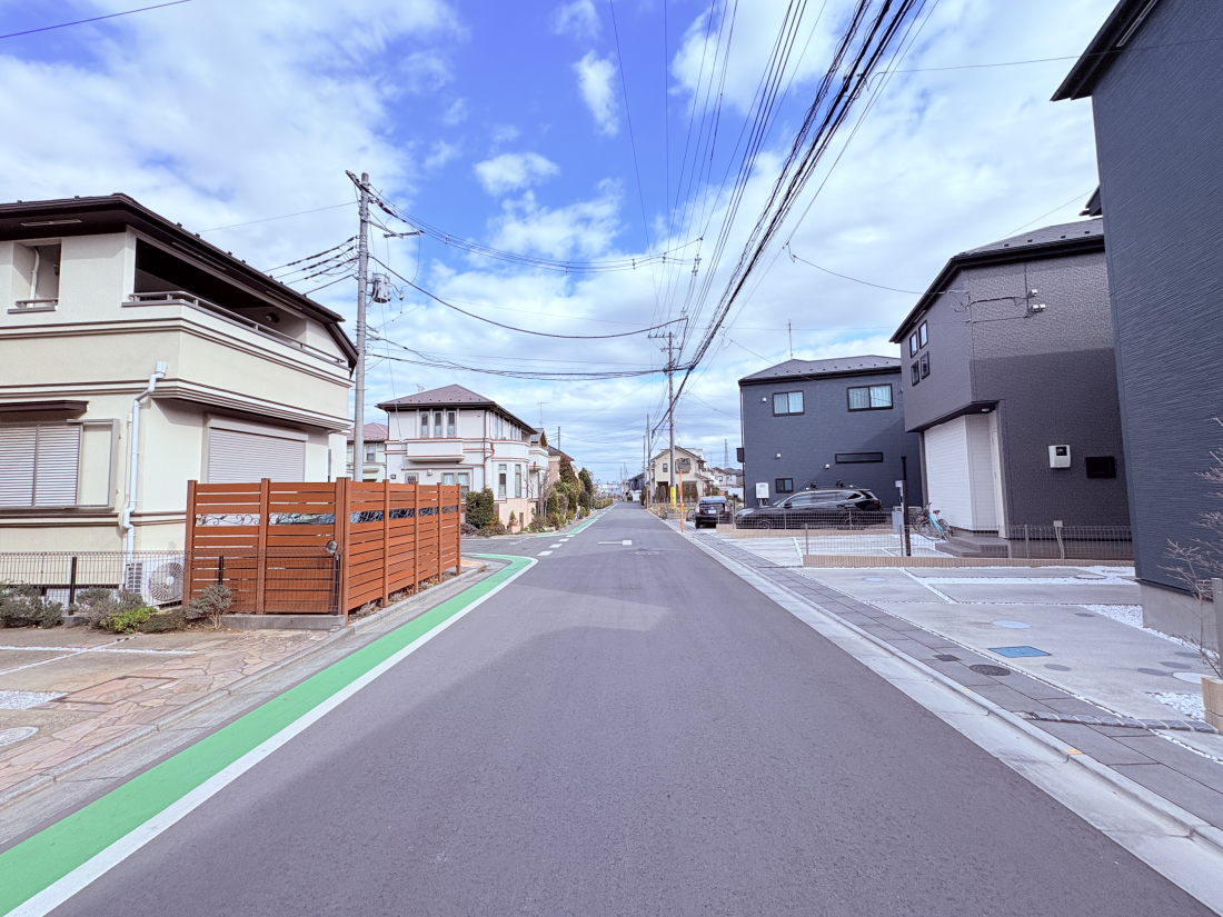 �O�ʓ��H�܂ތ��n�ʐ^ -