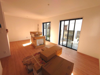 ���r���O ���n�̔�����J�Ò��I���ł������w���\�ł���