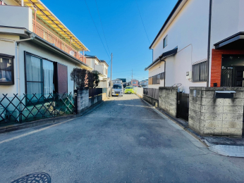 �O�ʓ��H�܂ތ��n�ʐ^ -