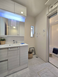 ���ʑ�E���ʏ� -