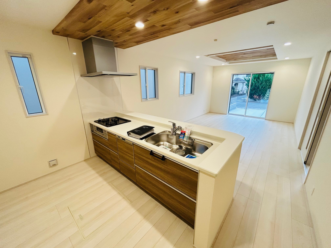 �L�b�`�� �{�H��