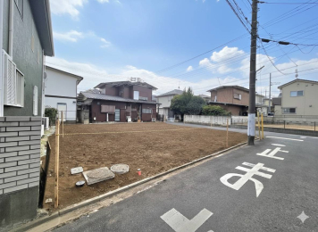 �O�ʓ��H�܂ތ��n�ʐ^ -