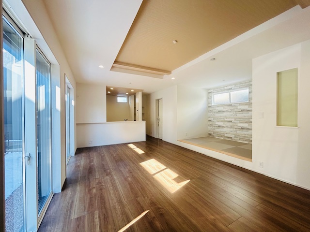 ���d�l�ʐ^(���r���O�j -