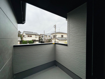 �o���R�j�[ -