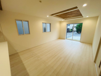 ���d�l�ʐ^(���r���O�j -