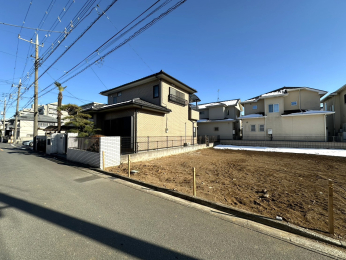 �O�ʓ��H�܂ތ��n�ʐ^ -