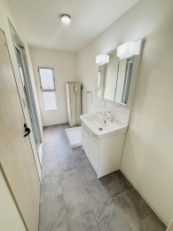 ���ʑ�E���ʏ� -