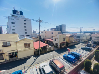 �Z�˂���̒��]�ʐ^ -