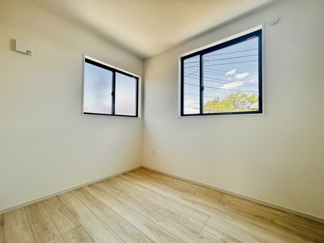 �m�� -