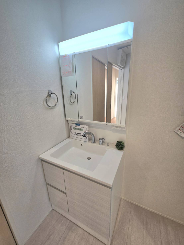 ���ʑ�E���ʏ� -