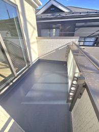 �o���R�j�[ -