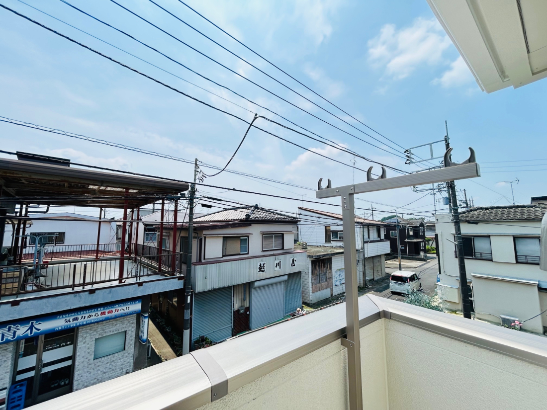 �Z�˂���̒��]�ʐ^ -