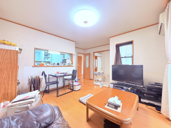 ���r���O -