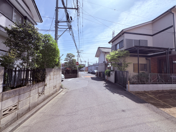 �O�ʓ��H�܂ތ��n�ʐ^ -