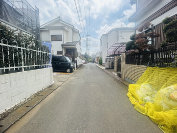 �O�ʓ��H�܂ތ��n�ʐ^ -